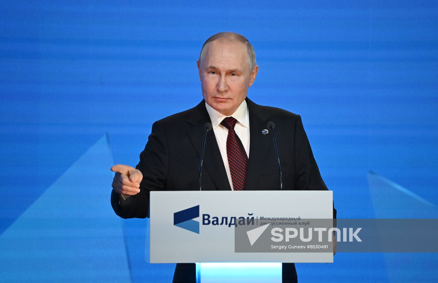 Russia Putin Valdai Discussion Club