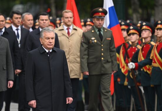 Russia Uzbekistan Wreath Laying