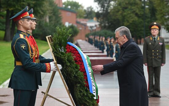 Russia Uzbekistan Wreath Laying