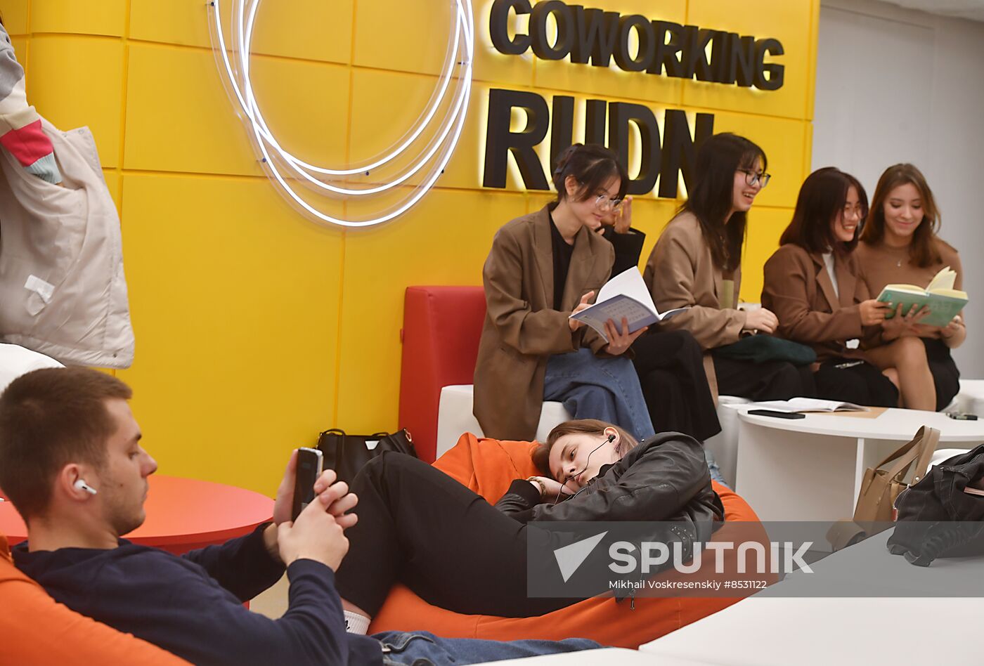 Russia Vietnam Education Students