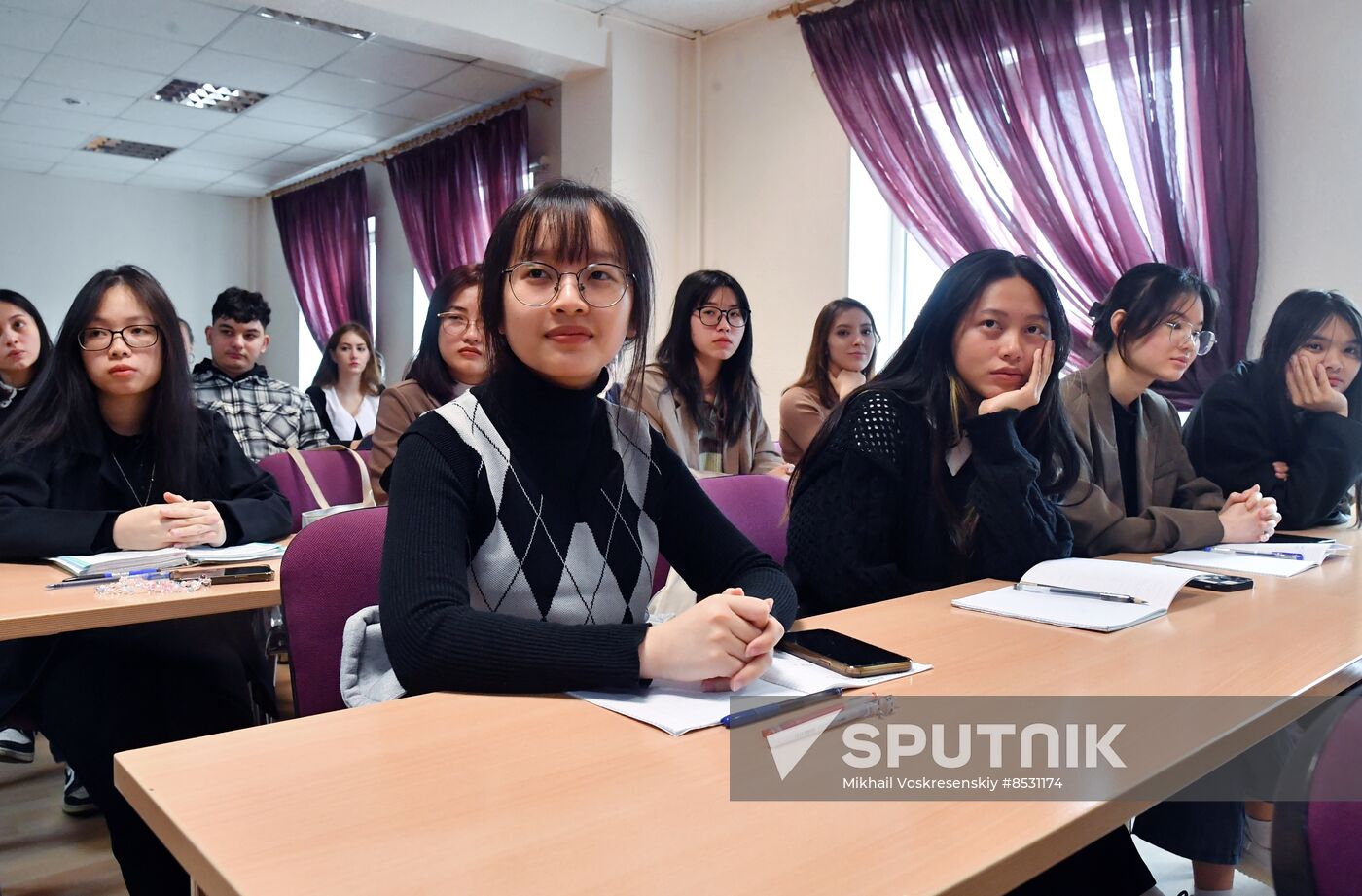 Russia Vietnam Education Students