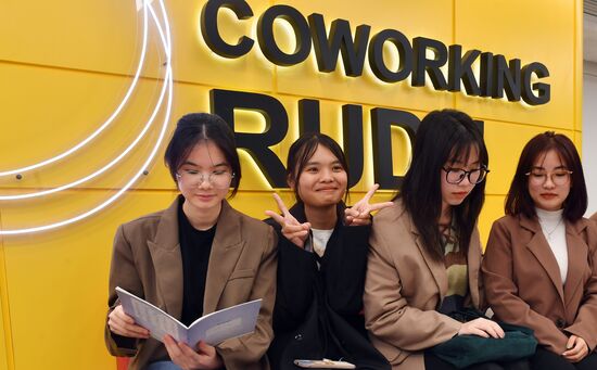 Russia Vietnam Education Students