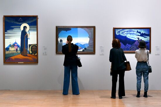 Russia Art Roerich Exhibition