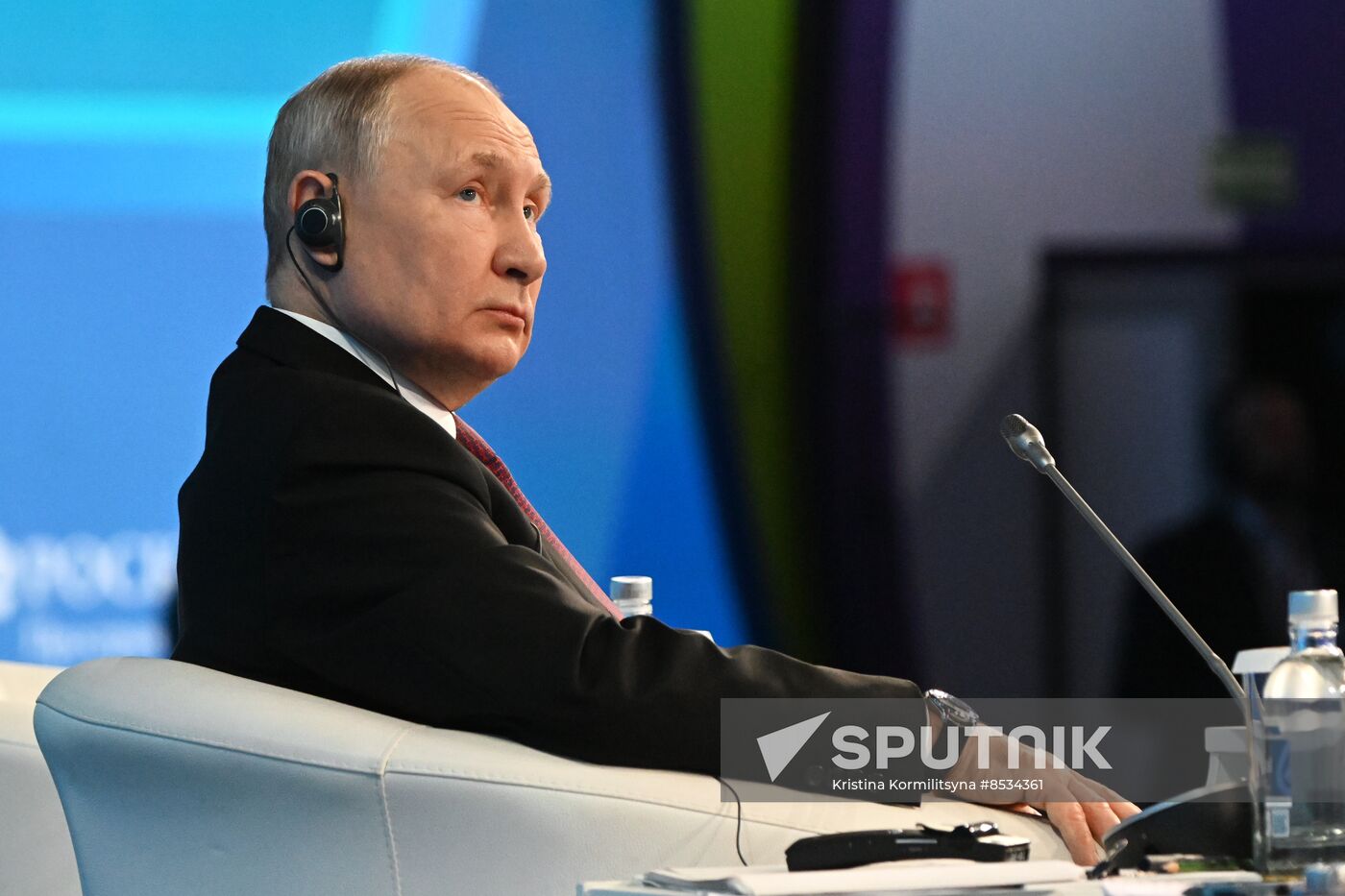 Russia Putin Energy Week Forum