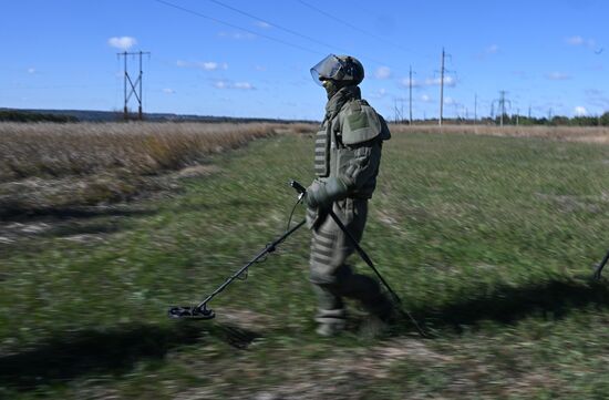 Russia Ukraine Military Operation Sappers