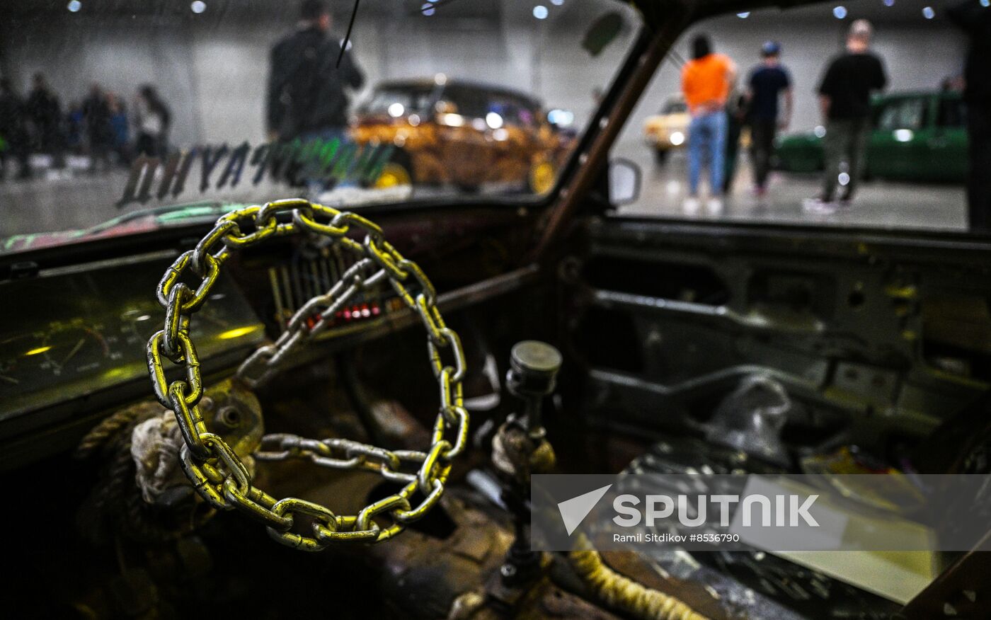 Russia Auto Tuning Show