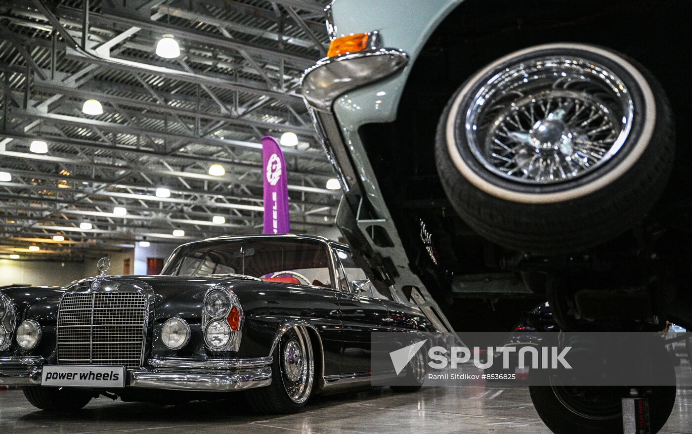 Russia Auto Tuning Show