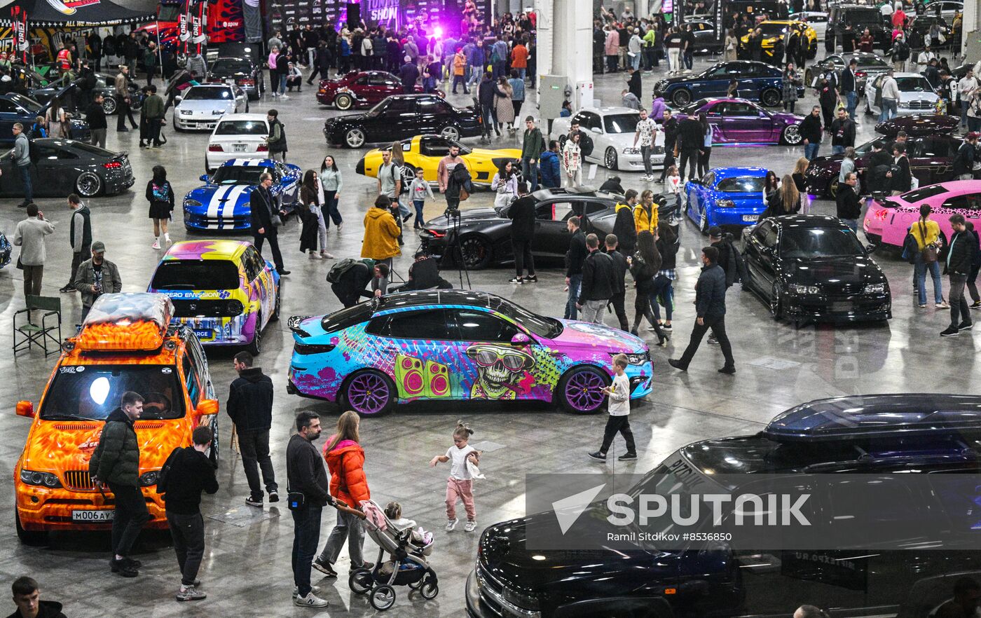 Russia Auto Tuning Show