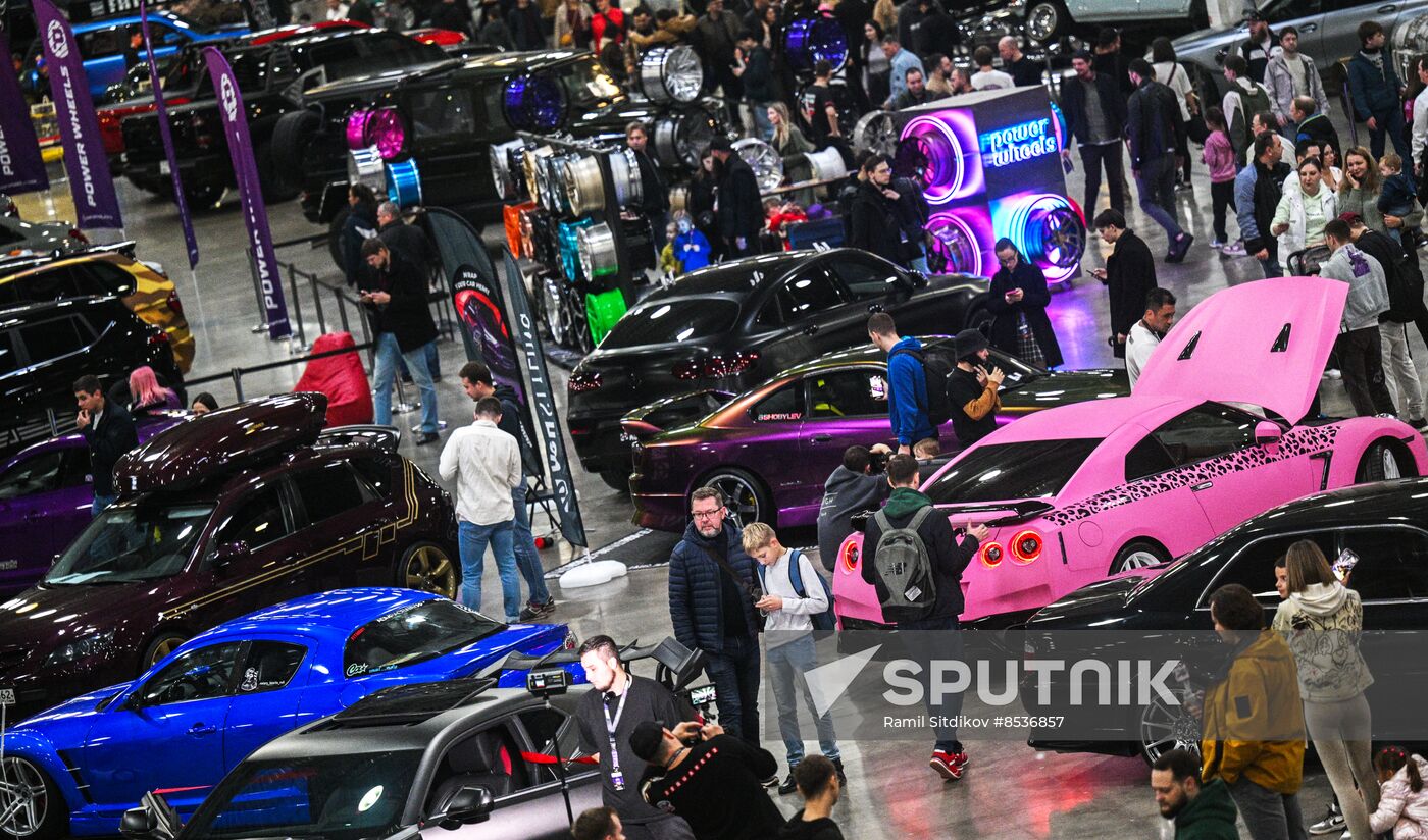 Russia Auto Tuning Show