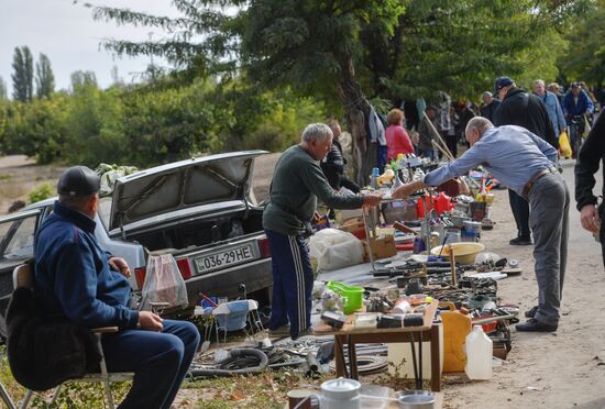 Russia Zaporizhzhia Region Flea Market
