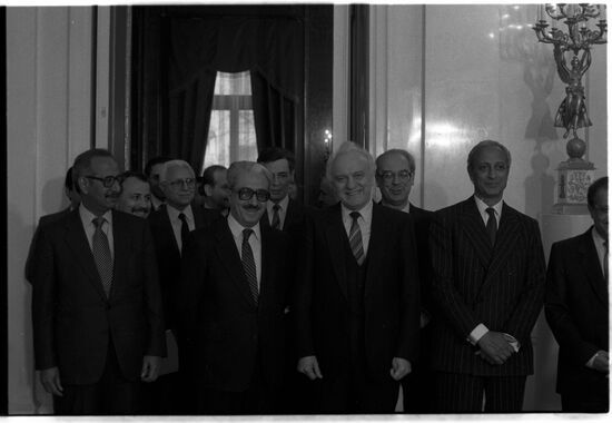 Members of League of Arab States visit USSR