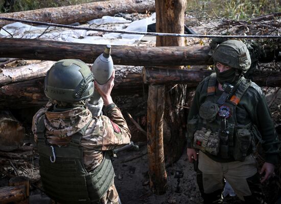 Russia Ukraine Military Operation Mortar Unit