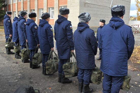 Russia Defence Conscripts