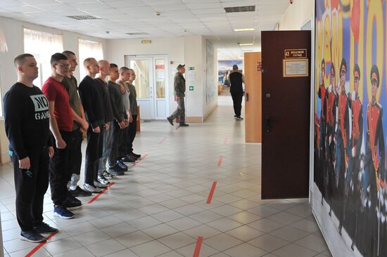 Russia Defence Conscripts