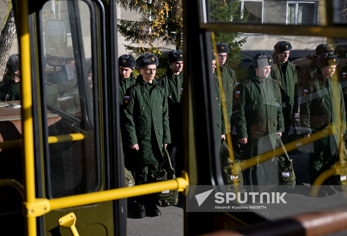 Russia Defence Conscripts