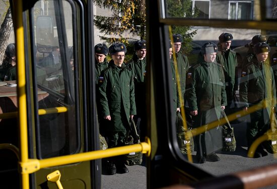 Russia Defence Conscripts