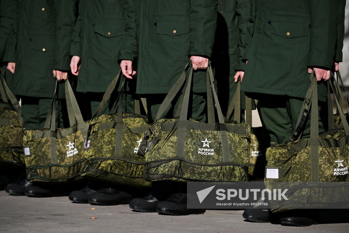 Russia Defence Conscripts