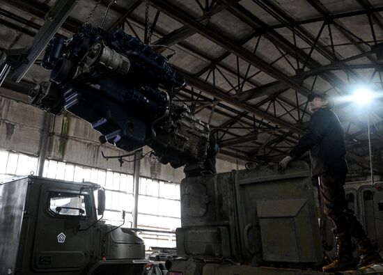 Ukraine Russia Military Operation Repair Unit