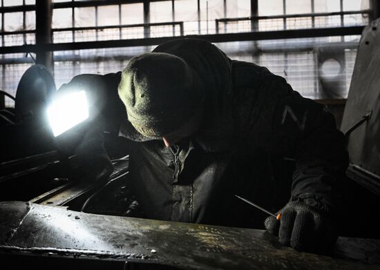 Ukraine Russia Military Operation Repair Unit