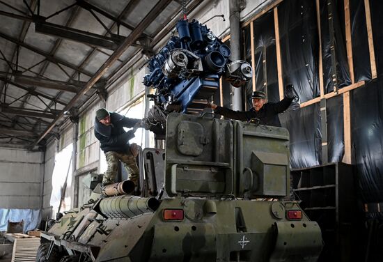 Ukraine Russia Military Operation Repair Unit