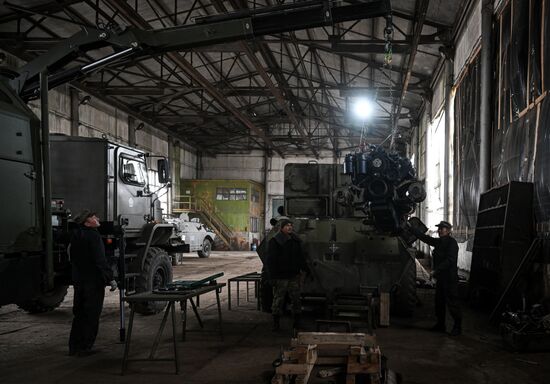 Ukraine Russia Military Operation Repair Unit