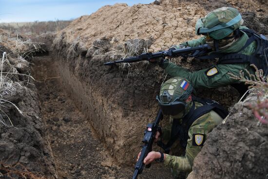 Russia Ukraine Military Operation Troops Training