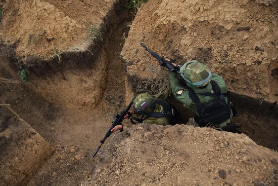 Russia Ukraine Military Operation Troops Training