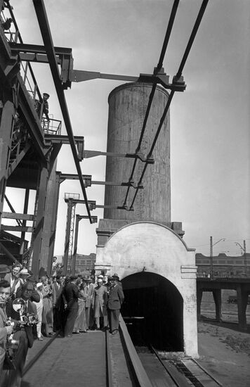 Jawaharlal Nehru visits USSR