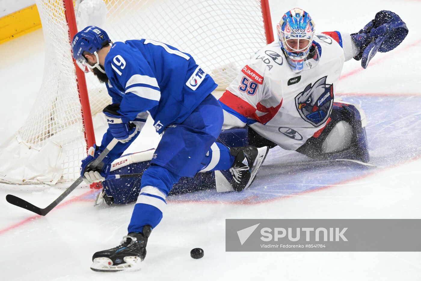 Russia Ice Hockey Kontinental League Dynamo - Lada