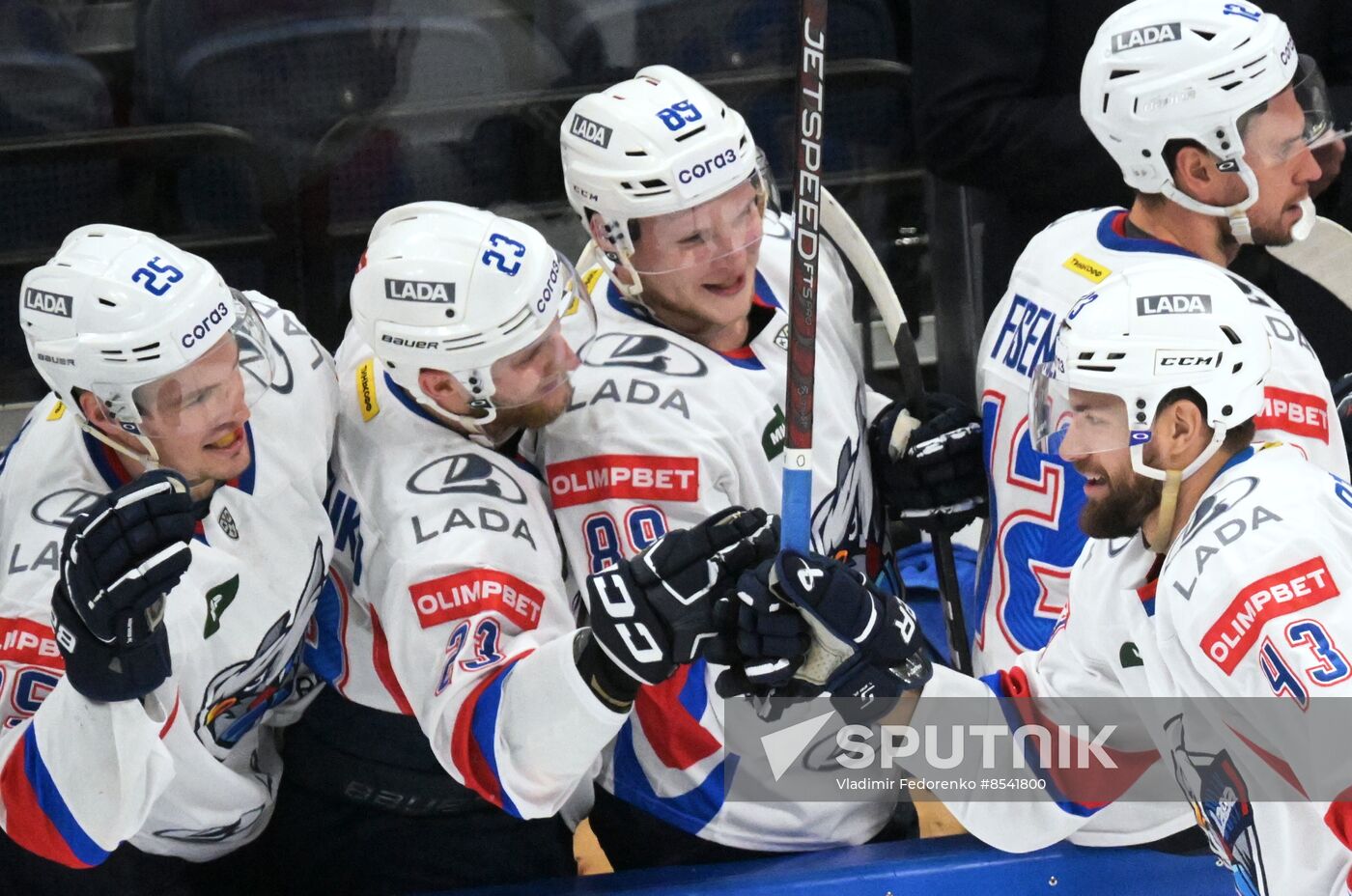 Russia Ice Hockey Kontinental League Dynamo - Lada