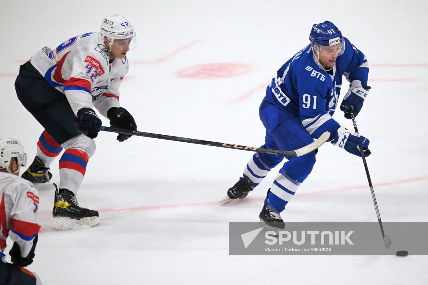 Russia Ice Hockey Kontinental League Dynamo - Lada