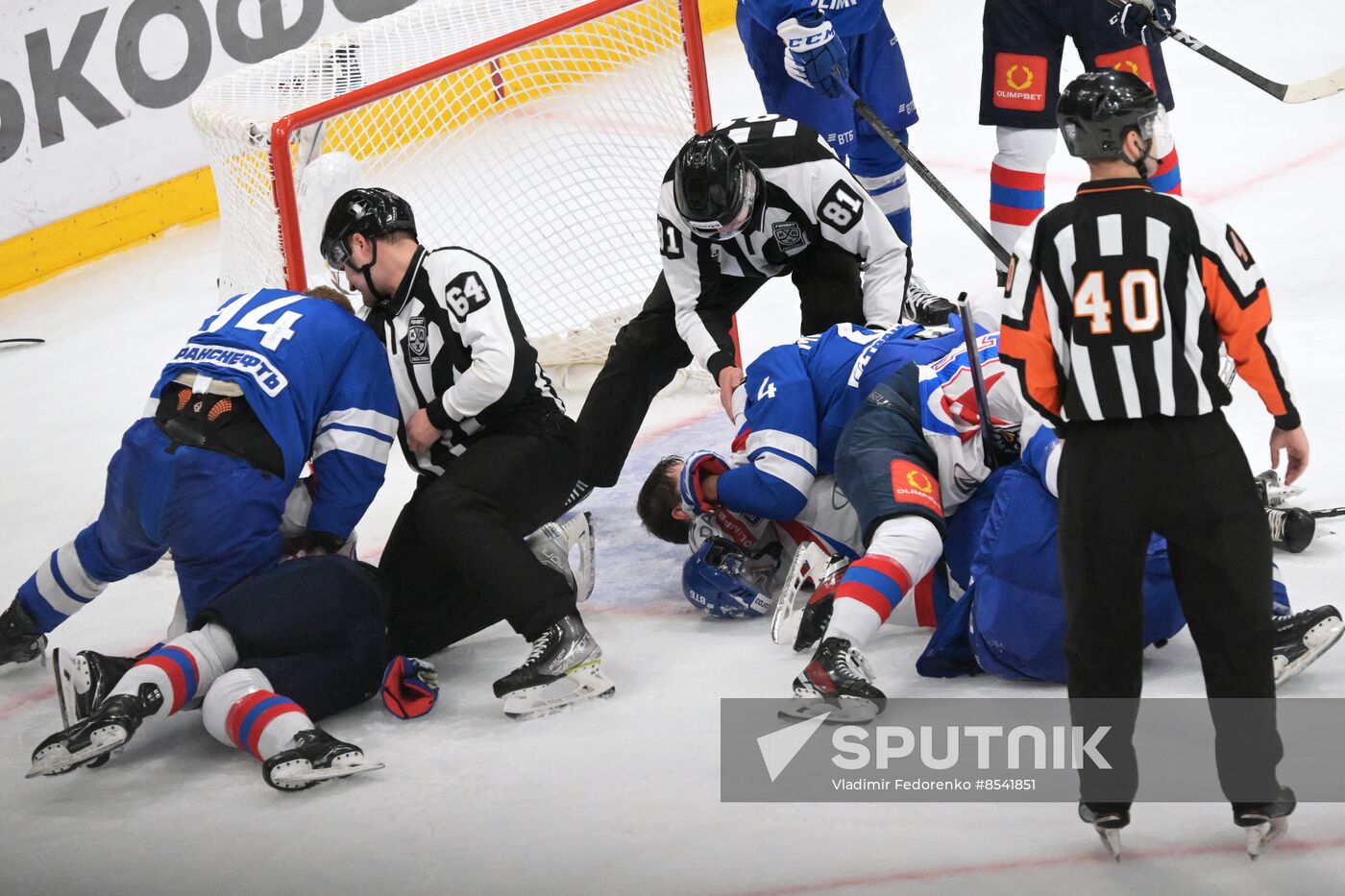 Russia Ice Hockey Kontinental League Dynamo - Lada