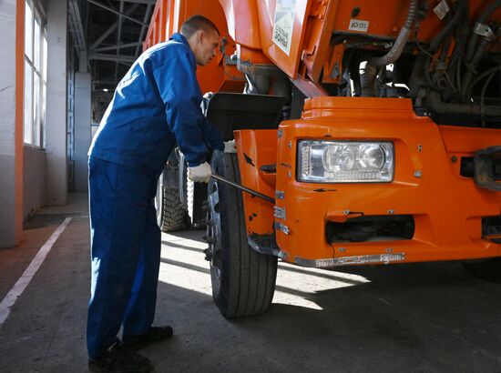 Russia LPR KAMAZ Service Centre