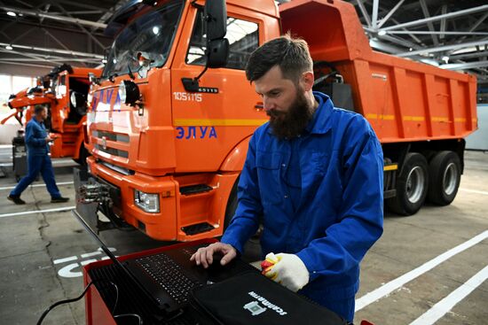 Russia LPR KAMAZ Service Centre