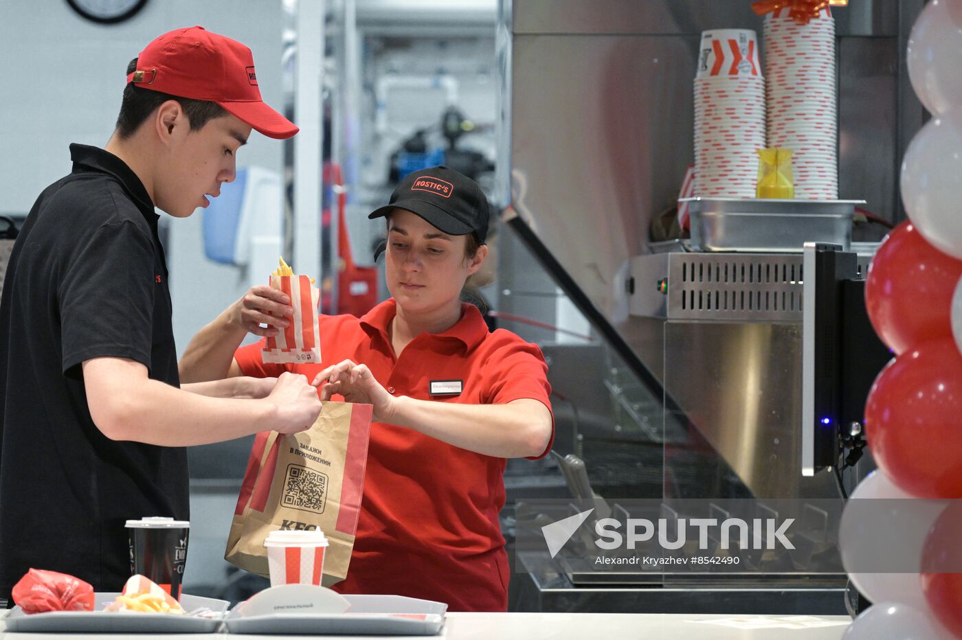 Russia Rebranded Fast Food Restaurants