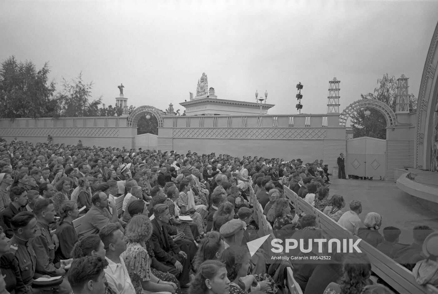Green Theater at All-Union Agricultural Fair