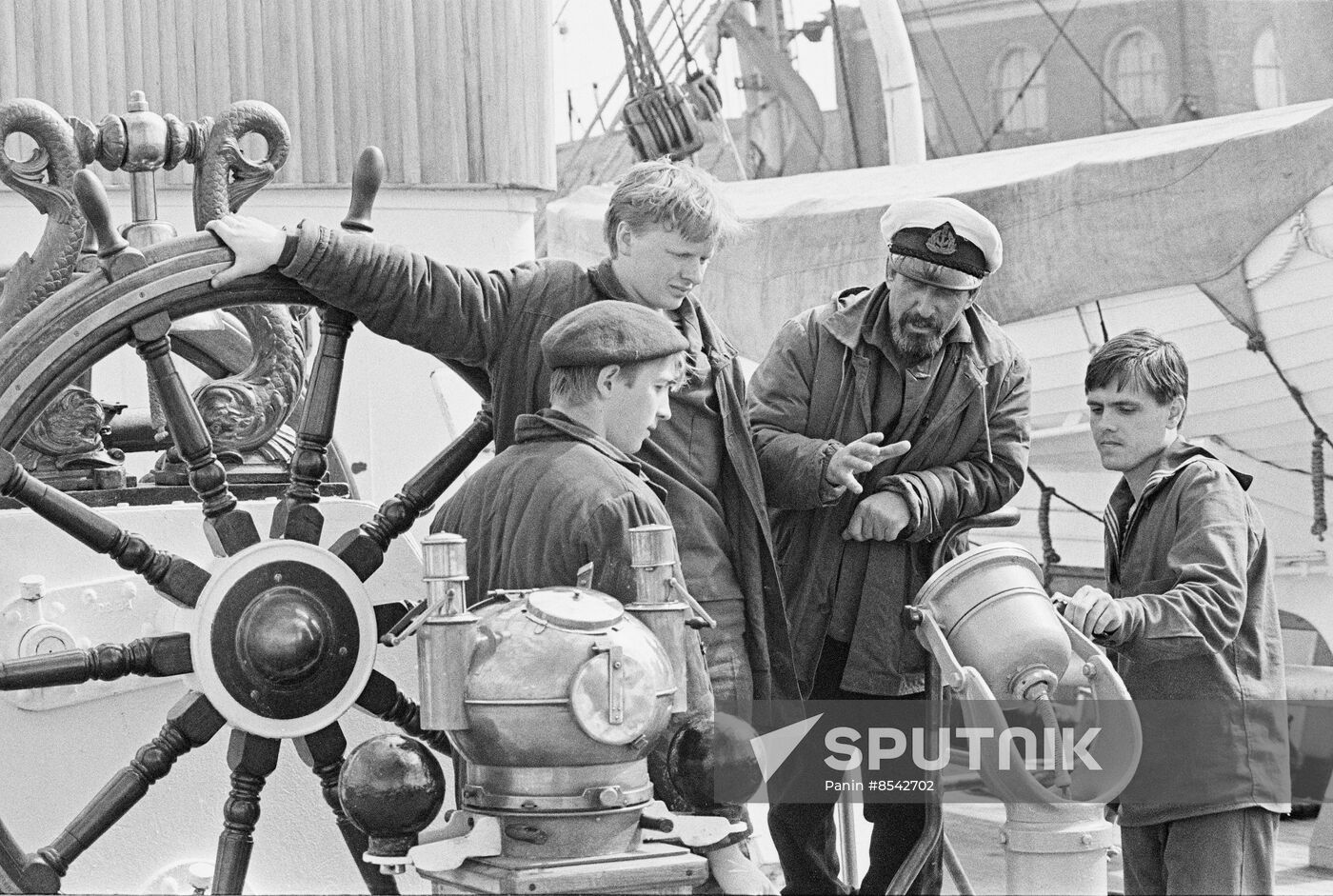 Sedov training vessel