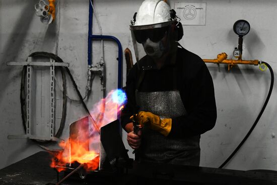 Russia Precious Metals