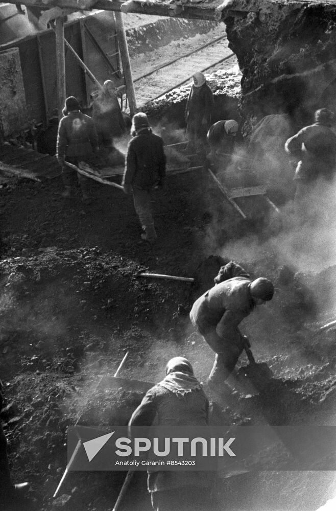 Coal production at Tulaugol coal mine