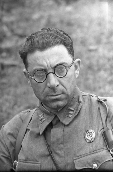 Soviet poet Ilya Selvinsky