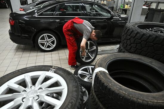 Russia Car Maintenance