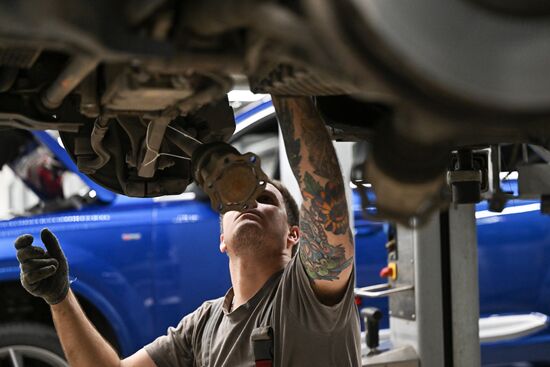 Russia Car Maintenance
