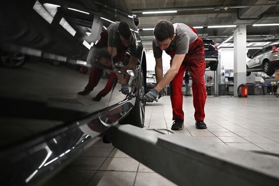 Russia Car Maintenance