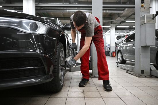 Russia Car Maintenance