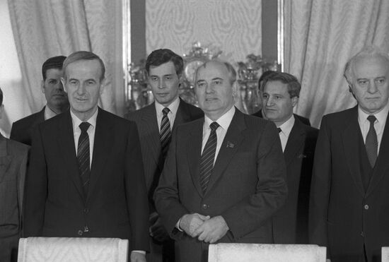Syrian delegation visits USSR