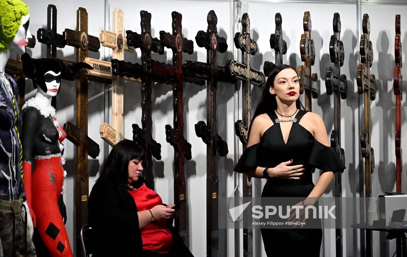 Russia Necropolis Exhibition