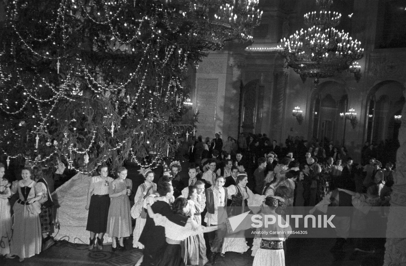 New Year Youth Ball in Kremlin
