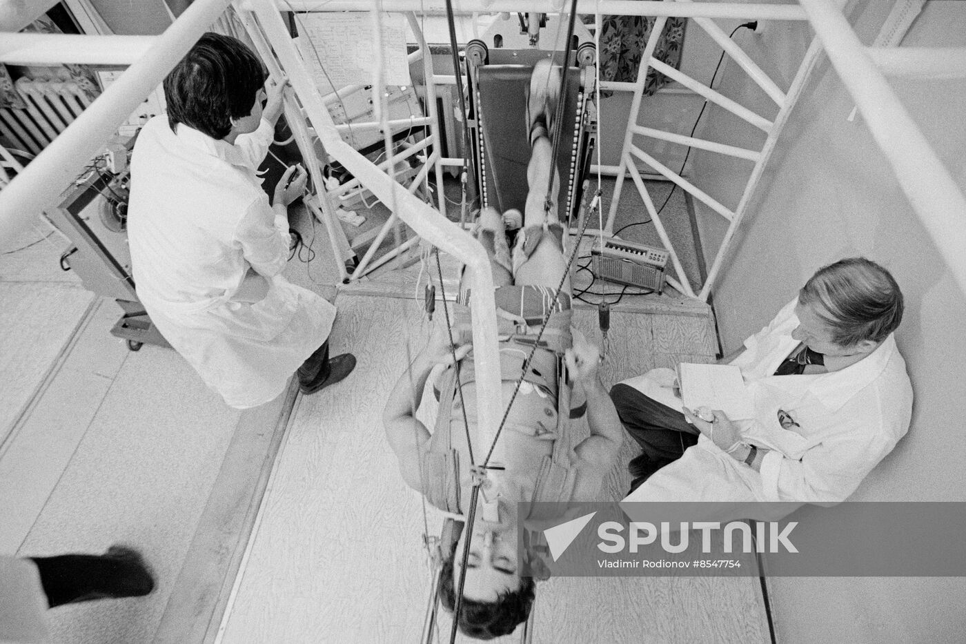 Hypokinesia medical experiment