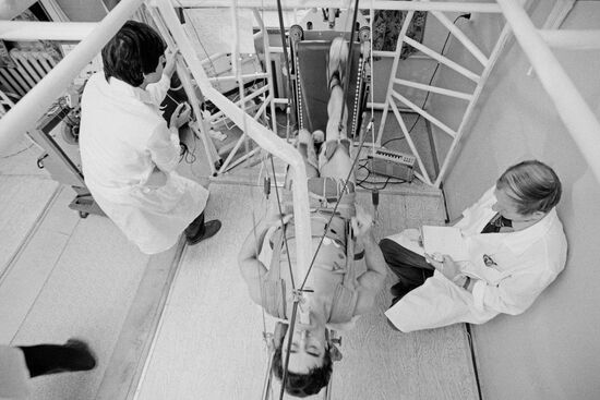 Hypokinesia medical experiment