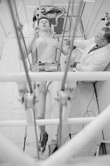Hypokinesia medical experiment